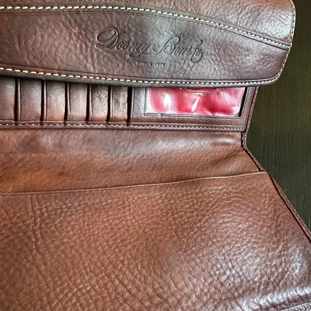 Dooney & Bourke Rich Brown Leather wallet - Picture 4 of 7